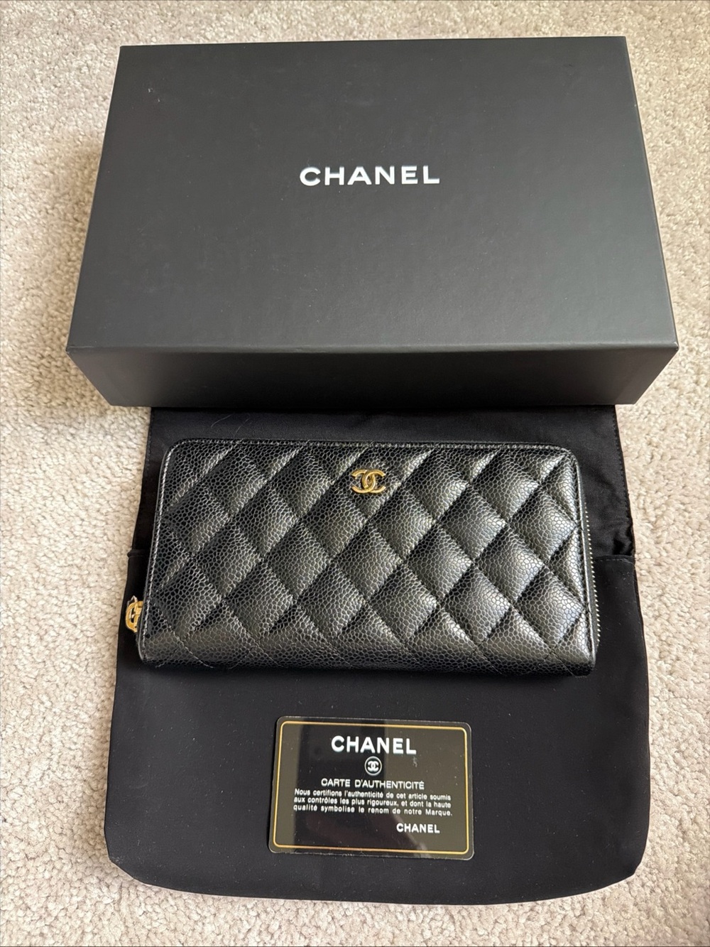 Chanel Black Quilted Caviar Leather Zipped Clutch Wallet Gold Hardware Authentic